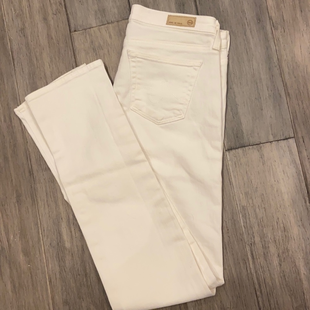 NWOT AG Charlotte straight jeans; long inseam-size 27